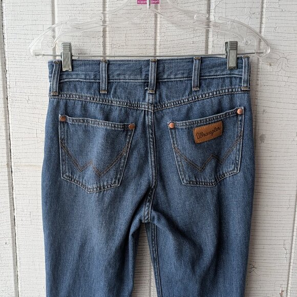 Wrangler 1970s Vintage Style Bell Bottom High Rise Flare Jeans - Picture 6 of 9